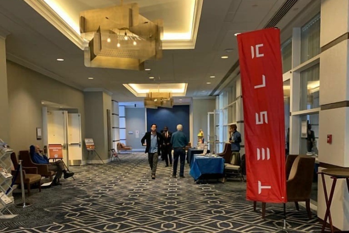 Exhibitors and delegates on the ATIGS Expo floor