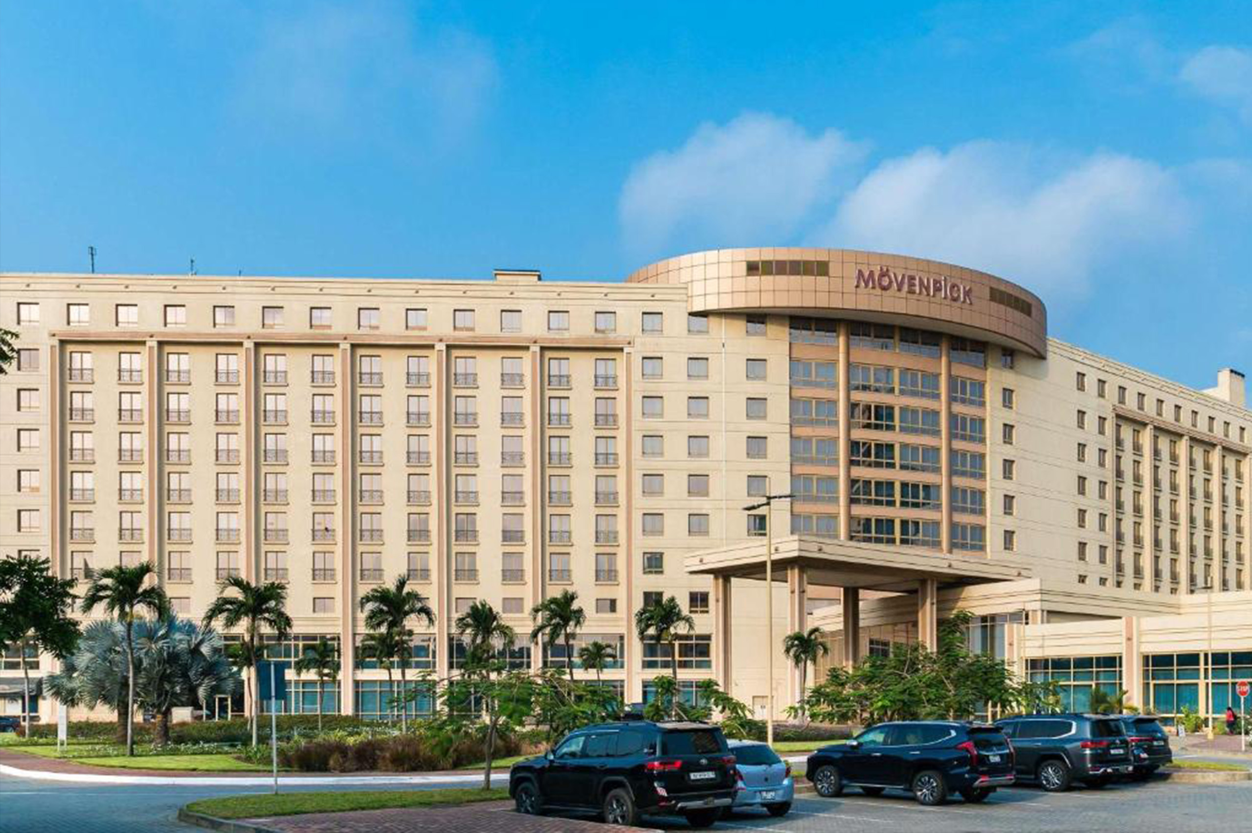 Mövenpick Ambassador Hotel