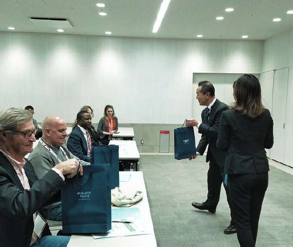 Press coverage of an ATIGS summit session